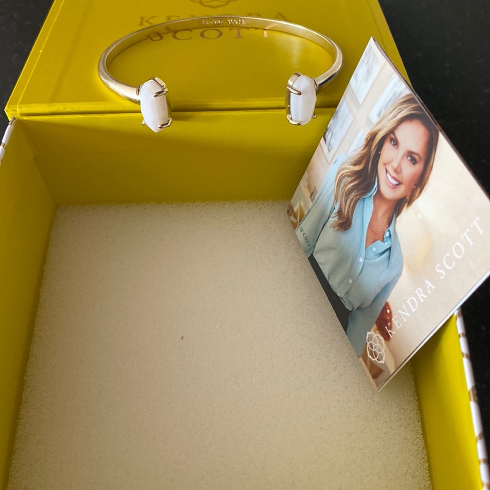 Kendra Scott Edie Bracelet Gold W. NIB.